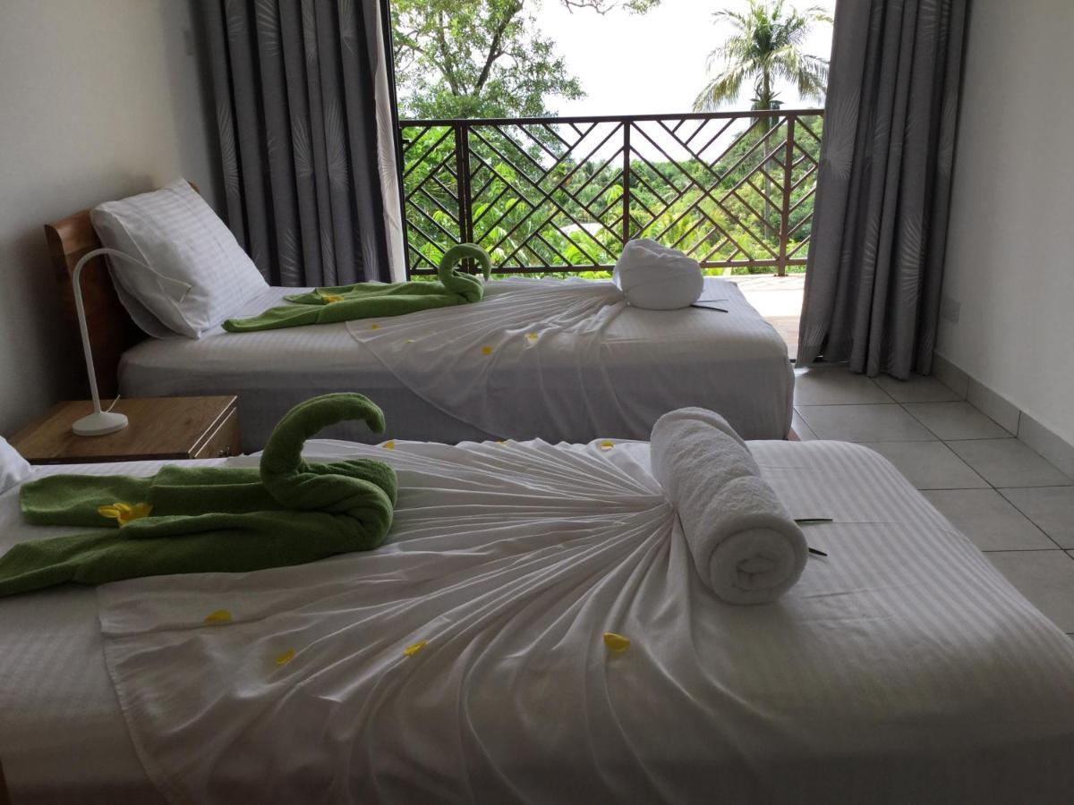 Bougainvillas Seychelles